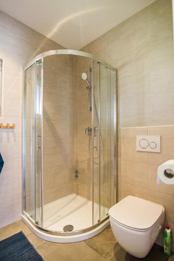 Positive Sport Apartments โคบาริด ภายนอก รูปภาพ